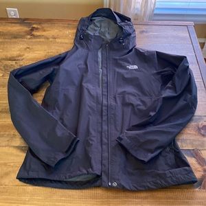 Women’s large north face jacket